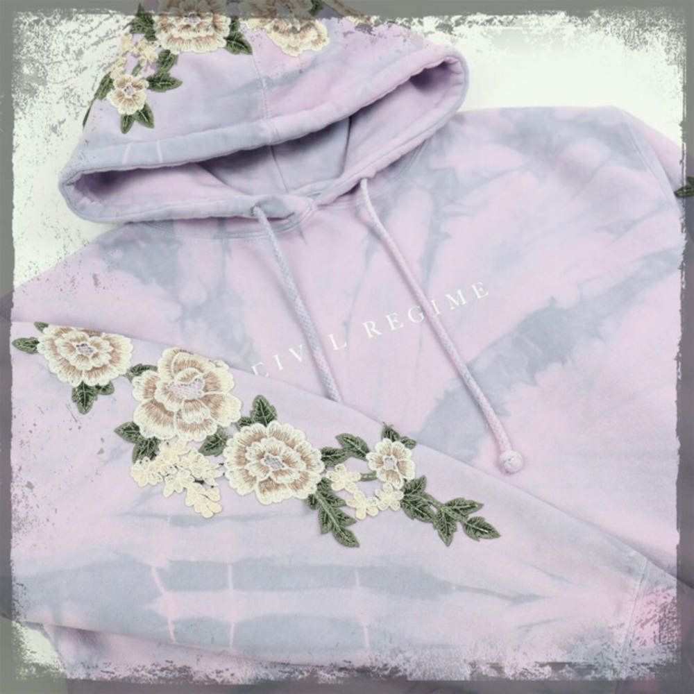 Civil Regime white rose hoodie Lilac mist wash